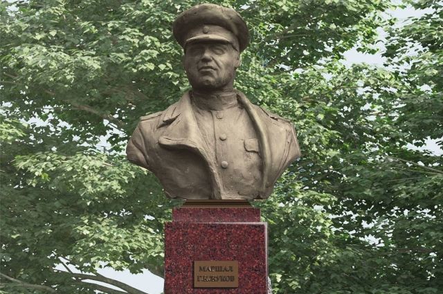 В Орле хотят поставить памятник маршалу Георгию Жукову