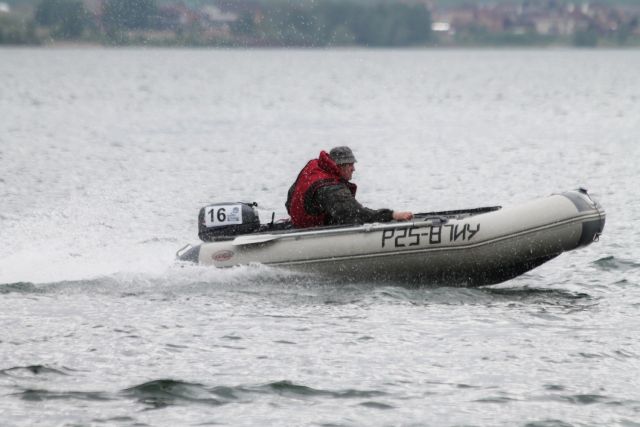 Выпавшего из лодки мужчину спас рыбак на реке Великой в Псковском районе