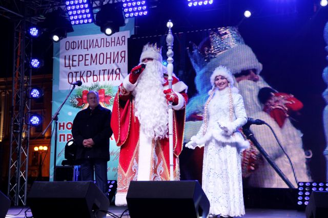 Из-за коронавируса Дед Мороза не будут встречать на Дворцовой площади