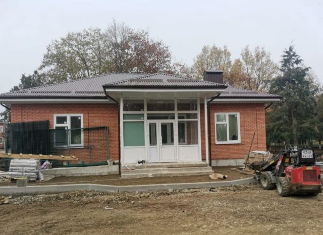 Продолжается строительство ФАП в селе Сергиевское