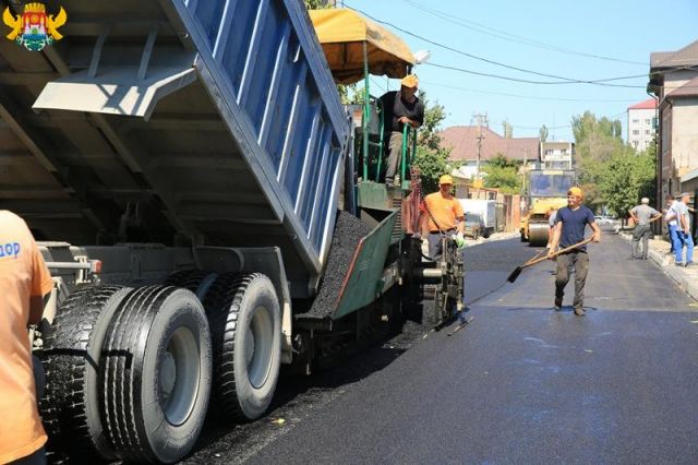 До конца этого года в Махачкале отремонтируют 101 улицу