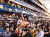 Марадона празднует победу в чемпионате Аргентины, 1981 год.