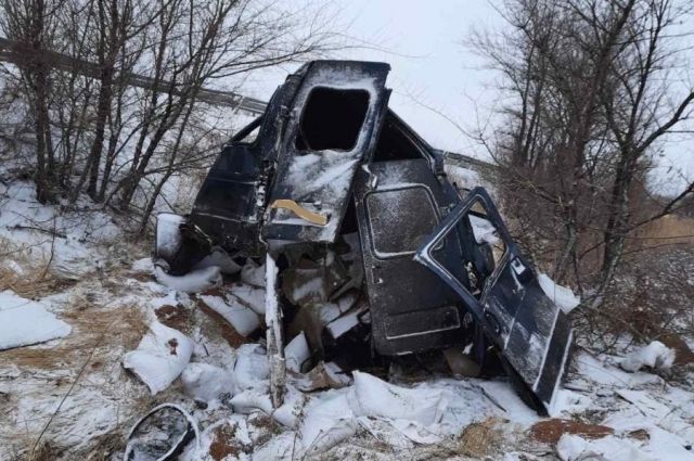 Под Самарой в снегопад улетела в кювет ГАЗель, водитель госпитализирован