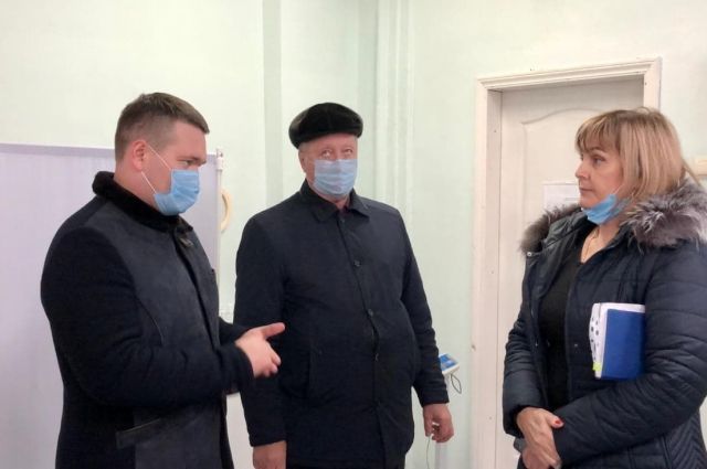 Воробьев отремонтирует помещение для второй государственной аптеки Саратова
