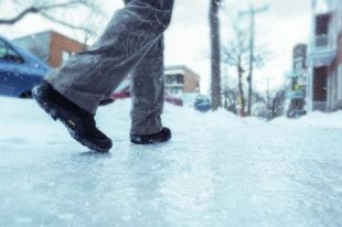 Подстелить соломку. Как перестраховаться от падений в гололед