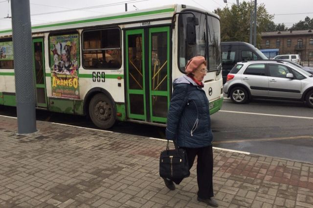 В Ярославле жители Резинотехники пожаловались на нехватку автобусов