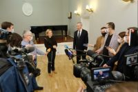 ​Во время визита в Новосибирскую область министр культуры РФ Ольга Любимова похвалила регион за выполнение нацпроекта «Культура». 