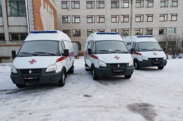 В заводоуковской больнице обновили парк машин скорой помощи