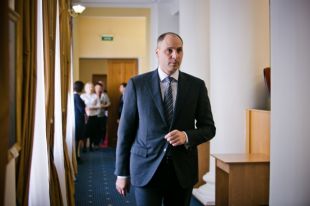 Губернатор Оренбуржья Денис Паслер провел совещание по региональным и приоритетным нацпроектам.