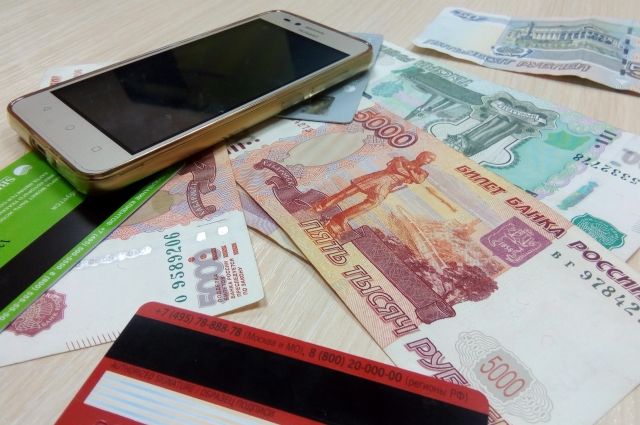 Пенсионерка из Омска перевела мошенникам накопленные за 13 лет 1,2 млн руб.