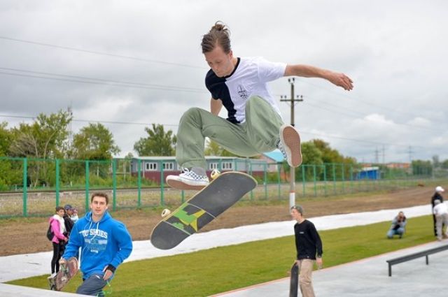 Спортсмены оценили возможности скейт-парка в Сочи, который откроется на дня