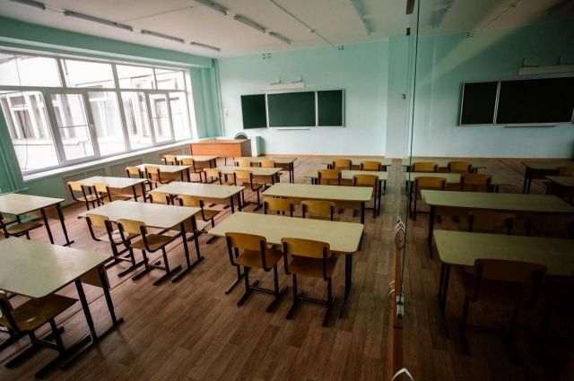 В 34 школах Хабаровска на карантин по COVID-19 закрыты 32 класса