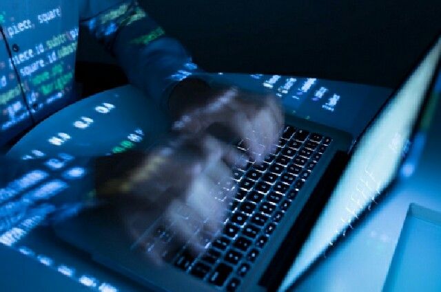 В Омском УФСБ отразили 13 кибератак на госсерверы РФ