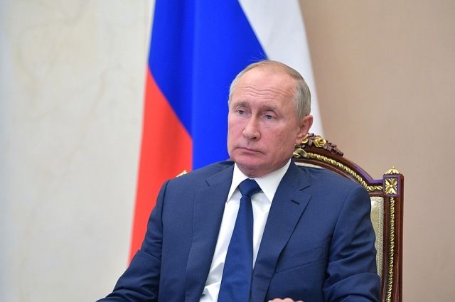 Путин поздравил службу по военно-техническому сотрудничеству с юбилеем