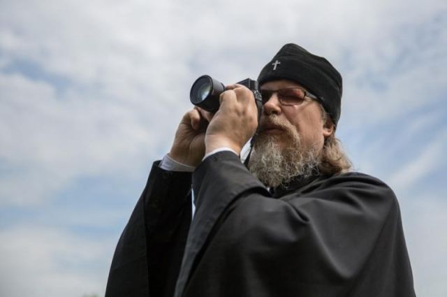 Рязанский митрополит открывает персональную фотовыставку