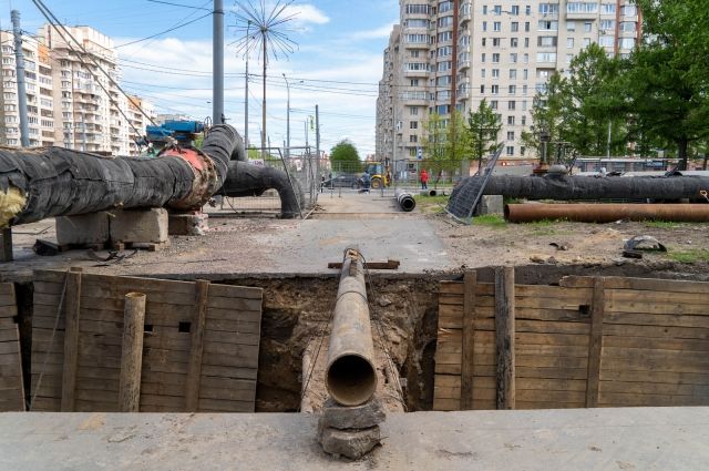 Из-за прокладки водопровода ограничат движение в Калининском районе СПб