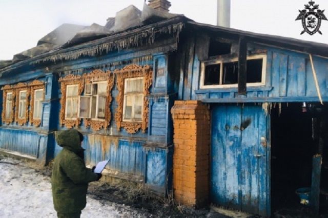 По факту гибели семьи на пожаре в Семенове возбуждено уголовное дело