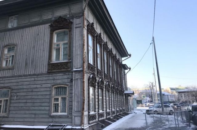 В центре Тюмени продают дом купцов Селеверстова и Брандта за 20 млн рублей