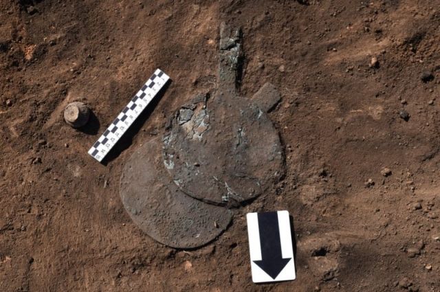 В Оренбуржье археологи обнаружили сохранившийся курган сарматского вождя.