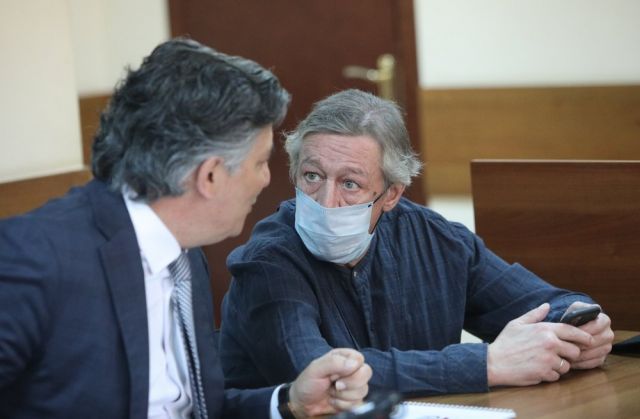 Пашаев оскорбил своего бывшего подзащитного Михаила Ефремова