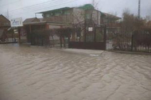 На Азовском море затопило десятки баз отдыха и гостиниц: детали.