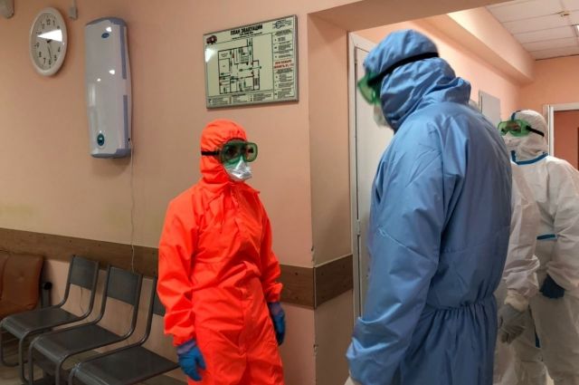 «Для поднятия рейтинга»: министр здравоохранения Оренбуржья Татьяна Савинова посетила «красную зону».