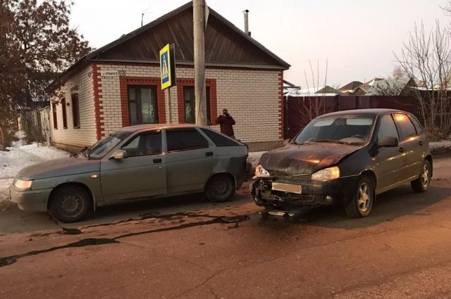 В Сызрани автомобилистка устроила ДТП перед пешеходным переходом