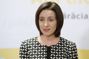 Глава КС Молдовы официально объявила Санду президентом страны.