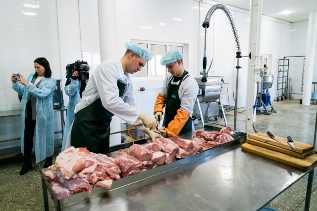 В округе развивается производство мясной продукции 