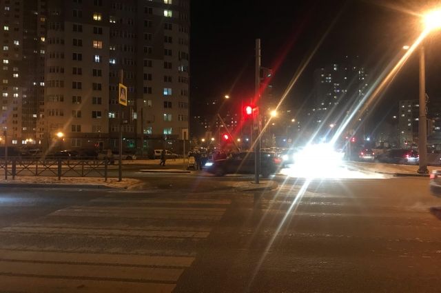 «Зацепило автомобиль»: полиция о ДТП с двумя автобусами в Перми