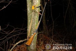 В Черновицкой области мужчина на охоте убил односельчанина.