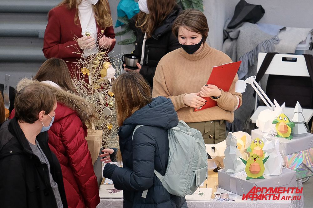 Новогодний фестиваль RED Market в Перми.