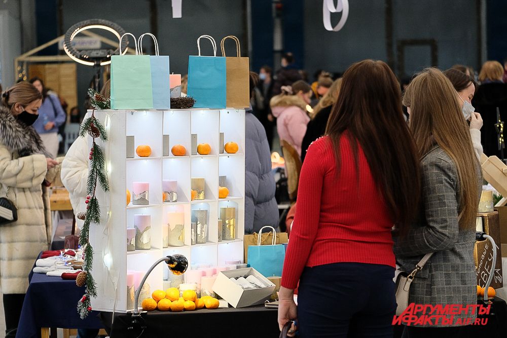 Новогодний фестиваль RED Market в Перми.