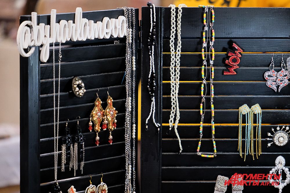 Новогодний фестиваль RED Market в Перми.