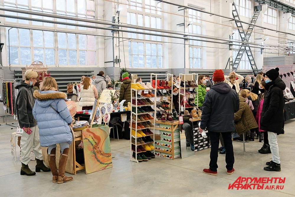 Новогодний фестиваль RED Market в Перми.