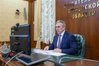 Губернатор Тюменской области Александр Моор проведет прямую линию