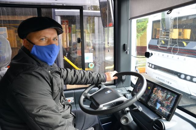 В Омске три автобусных маршрута перейдут к новым перевозчикам