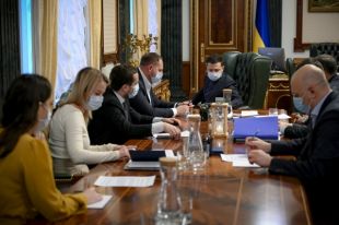 Компенсации ФЛП выплатят до 8 января, - Зеленский.