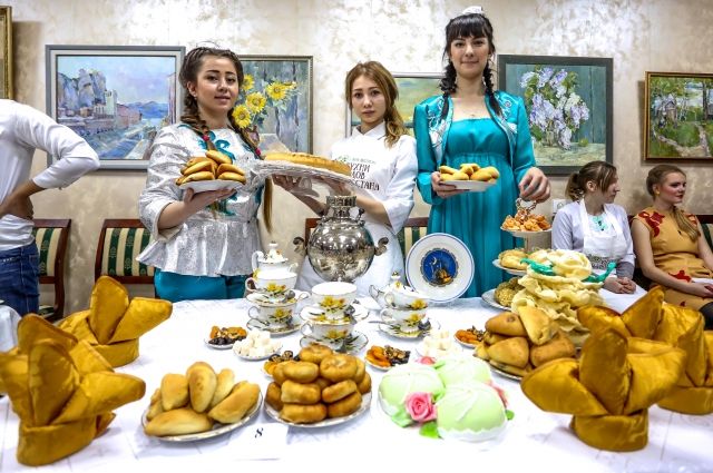 Татарская кухня славится своими пирогами.