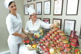 Борисоглебский комбинат радует покупателя и классическим вкусом, и новыми деликатесами.