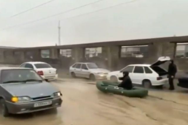 МЧС Дагестана сообщило о подтоплении 4 улиц в поселке Турали