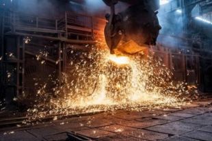 Падение промпроизводства в Украине в ноябре замедлилось до 0,3 процента.
