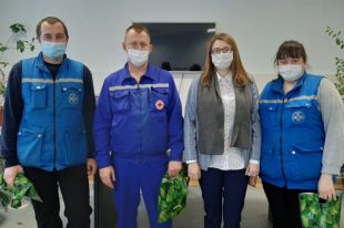 Жительница Ишима поблагодарила медиков скорой помощи за спасение отца