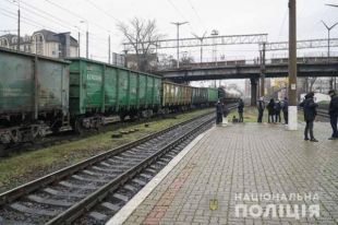 В Тернополе поезд насмерть сбил мужчину.