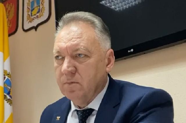 Глава округа на Ставрополье пообещал взять шефство над сиротами-должниками
