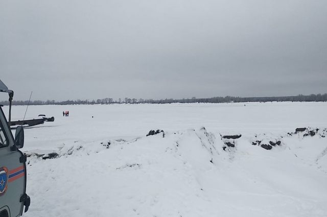 В Набережных Челнах на Каме рыбак провалился под лед и утонул