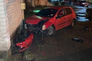 Во Львовской области водитель сбил насмерть на тротуаре 16-летнюю девушку