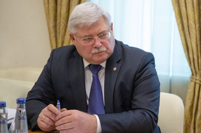 Согласно рейтингу АПЭК, губернатор Томской области Сергей Жвачкин занял 70ю позицию (для сравнения в ноябре в этом же рейтинге он занимал 68ю позицию).