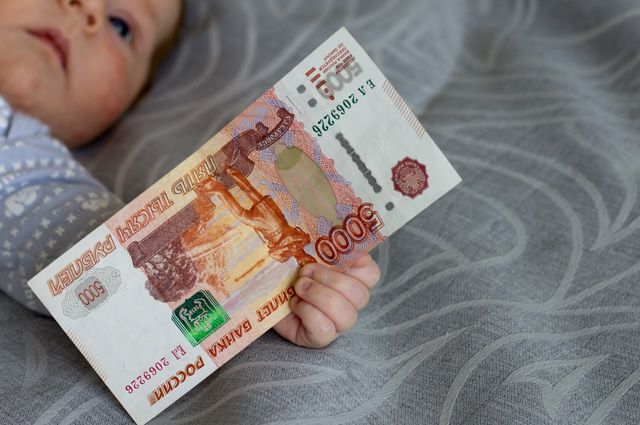 По информации пресс-службы правительства, минимальное пособие составит 1500 рублей.