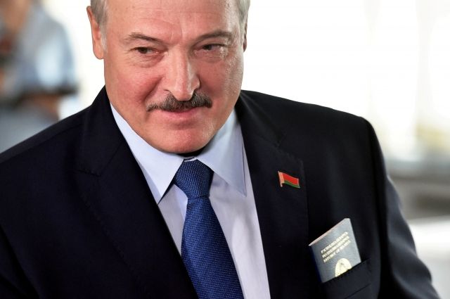 Лукашенко рассказал, когда разработают проект новой конституции Белоруссии